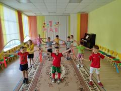 С праздником весны и труда