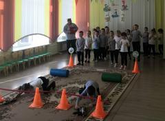 С 23 февраля!