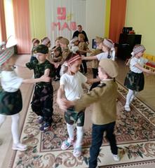 С наступающим праздником - ДНЁМ ПОБЕДЫ!