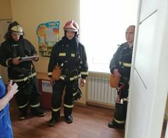 Плановая тренировка работниками РОЧС