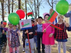 С наступающим праздником  труда