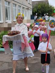Театрализованное праздничное шествие в детском саду. С Днём независимости Республика Беларусь!
