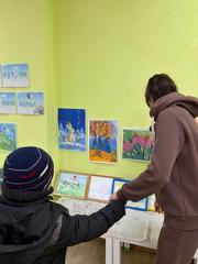 выставка совместных рисунков воспитанников и их родителей  на тему «Мой родны кут, як ты мне мілы!», 